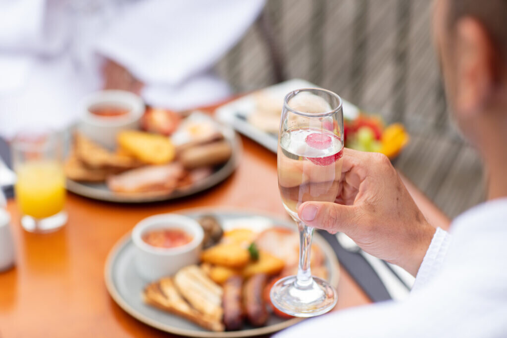 Dinner, Bed and Breakfast on a Sunday & Thursday in a Standard room for